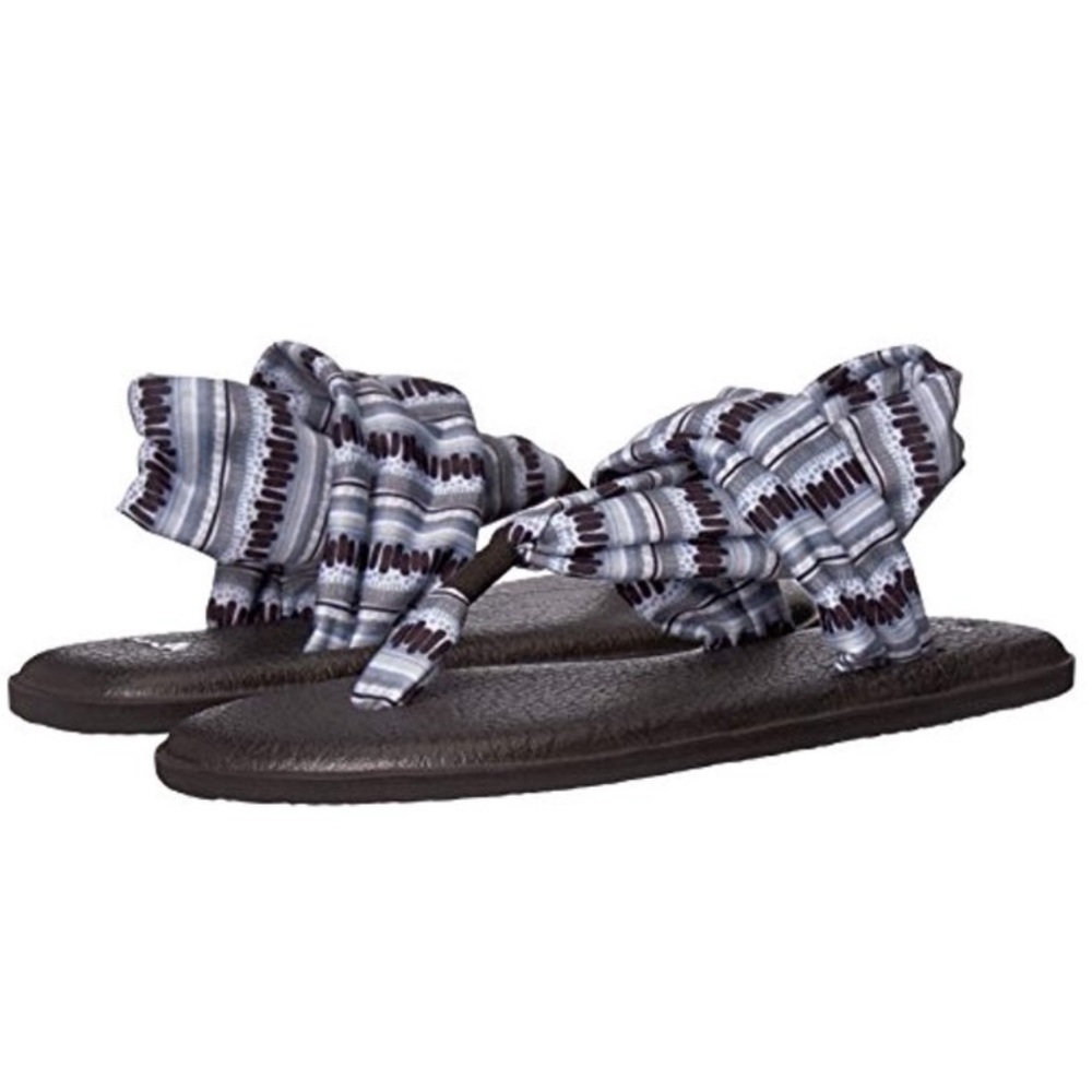 Sanuk Yoga 2 Black+White Island Stripe Sandal - Picture 1 of 10